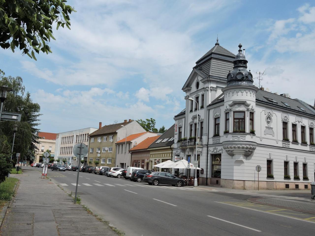 Olymp Penzion Komárno Exterior foto