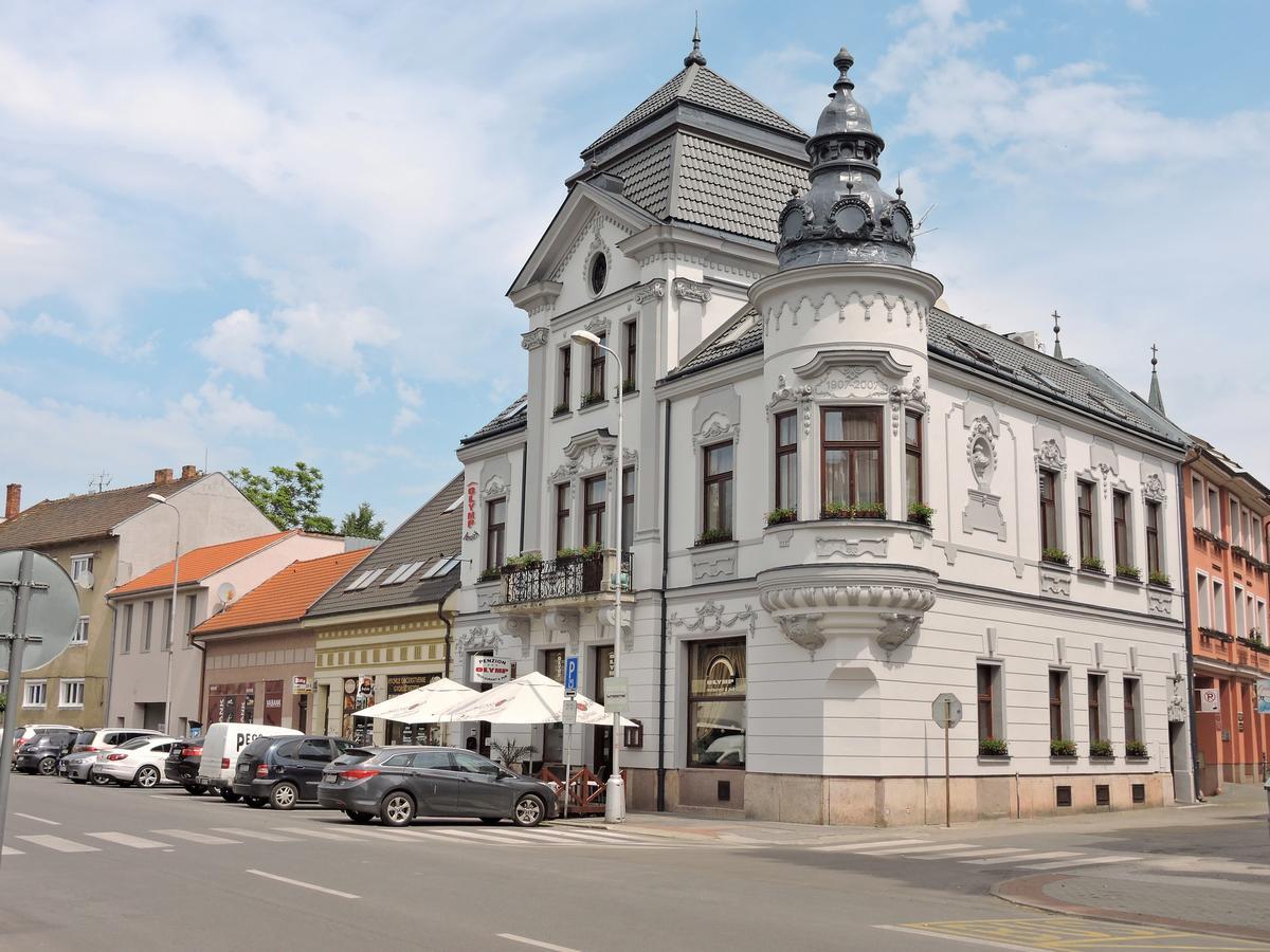 Olymp Penzion Komárno Exterior foto